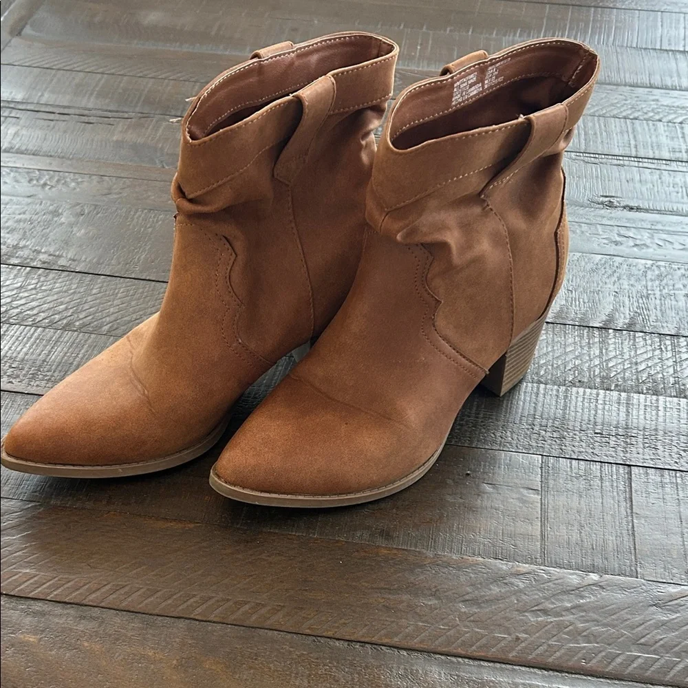 Brown Ankle Boots - Picture 1 of 1